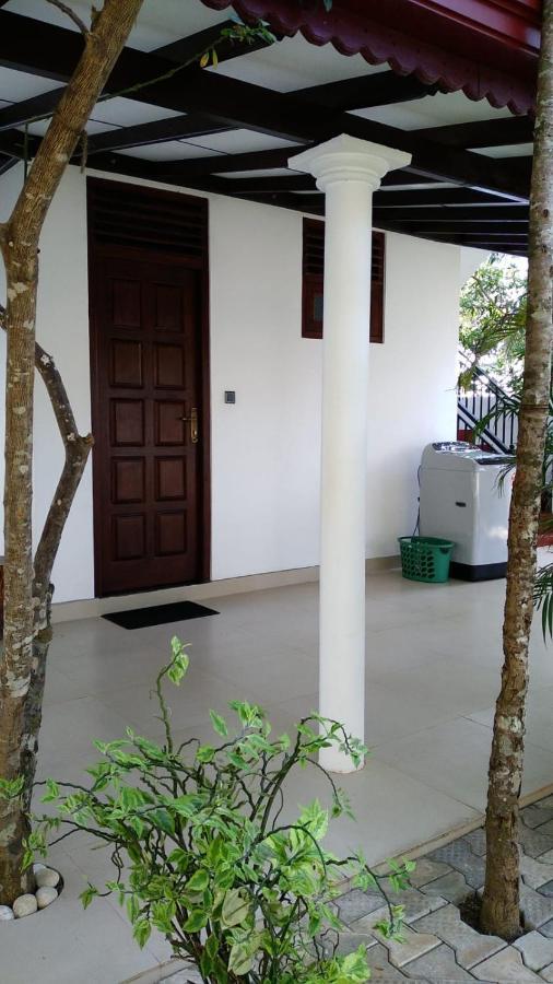 Villa Araliya Hikkaduwa Kültér fotó